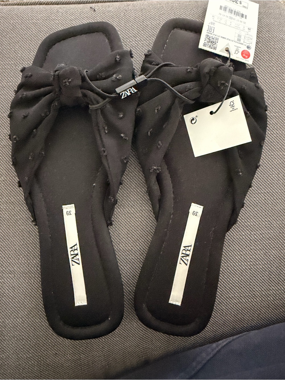 Zara Black Knot-Detail Slide Sandals size 39 never worn